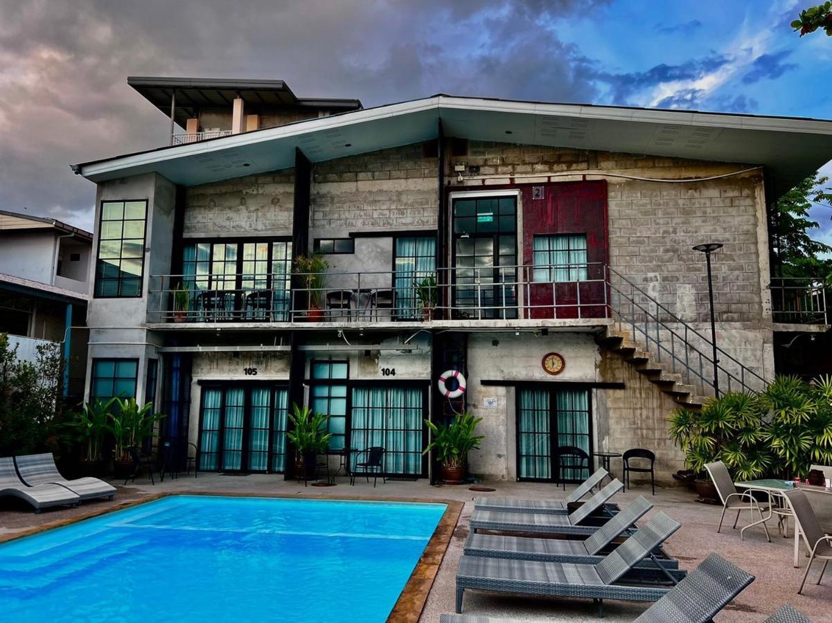 The Warehouse Chiang Mai Ξενοδοχείο Εξωτερικό φωτογραφία