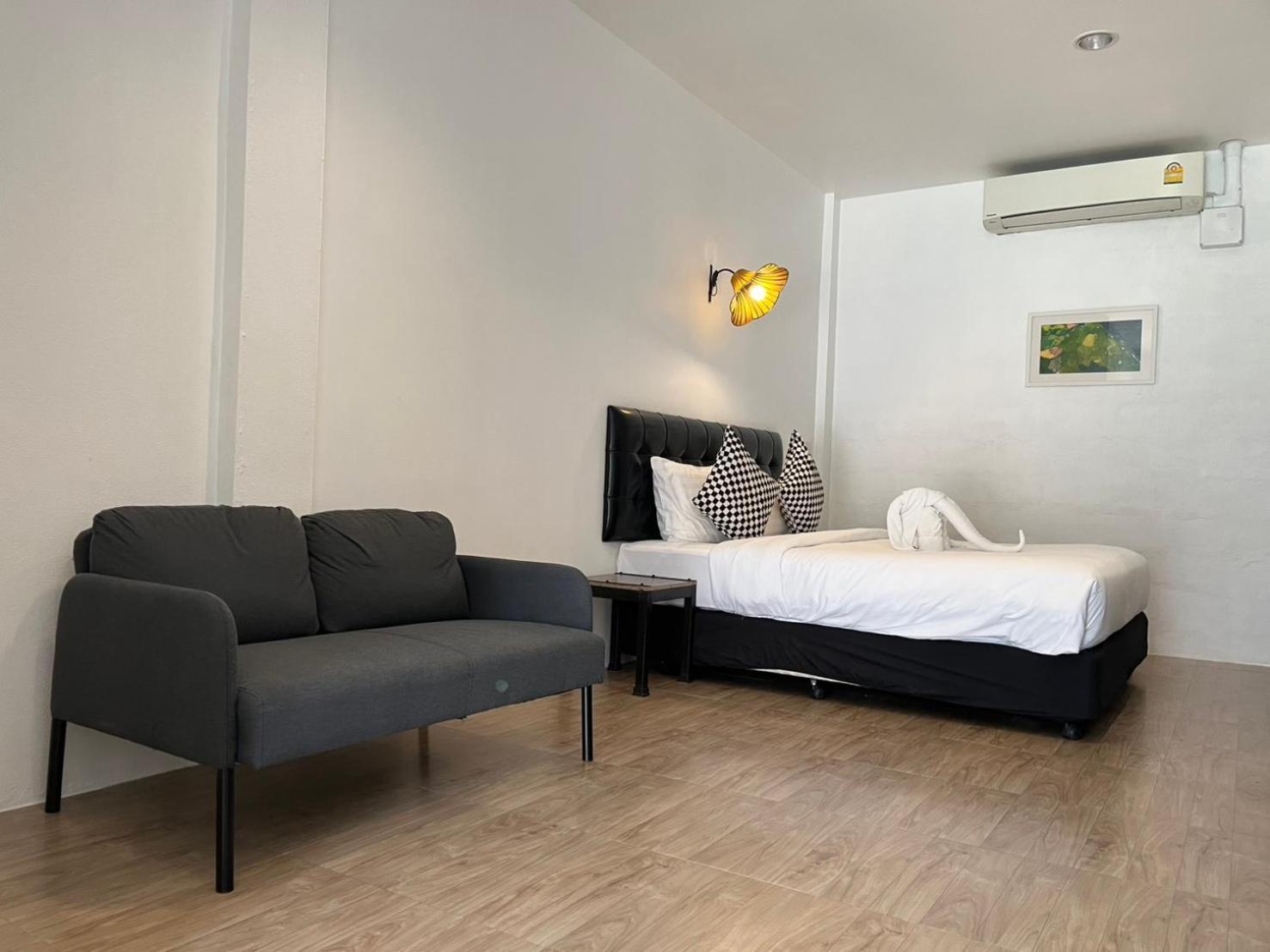 The Warehouse Chiang Mai Ξενοδοχείο Εξωτερικό φωτογραφία